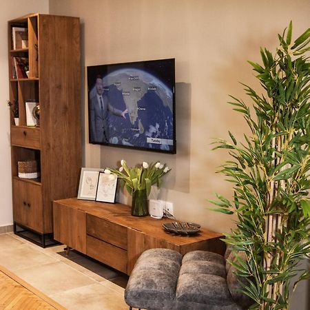אתונה Central Comfy Modern Flat 2 Bedrooms 2 Bathrooms מראה חיצוני תמונה