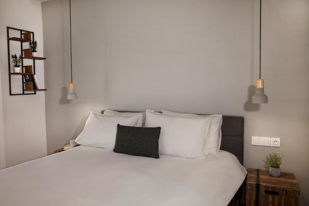 אתונה Central Comfy Modern Flat 2 Bedrooms 2 Bathrooms מראה חיצוני תמונה
